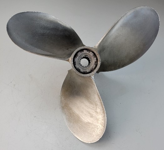 77320A4 Mercury Stainless Steel Chopper RH 14-1/4 X 24 Propeller 15 Splines