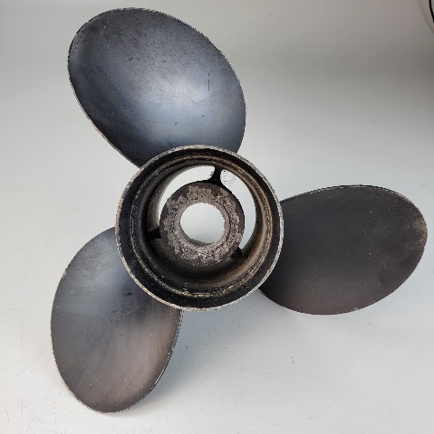 832832A45 Mercury Black Max 1977 & UP ALUM RH 14-1/4 x 21 Propeller 90-300 HP