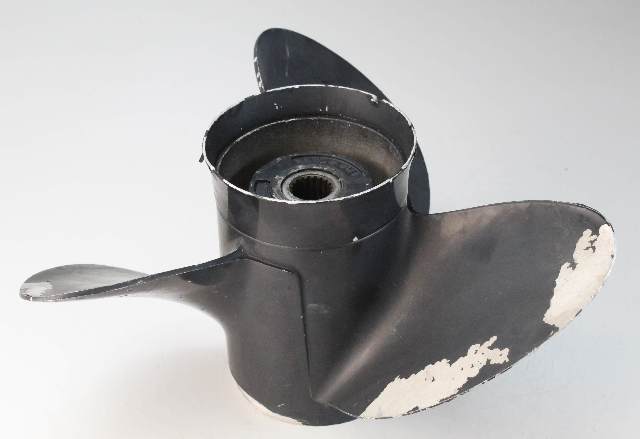 3850302 Volvo Johnson 1994 & UP ALUM RH 14-1/4 X 21 Propeller 3.0 4.3 5.0 5.8+ L