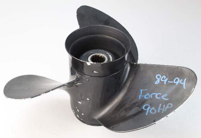 072127 Michigan Wheel 1988-94 ALUM RH 13-1/2 x 15 Propeller 85 90 120 125 150 HP