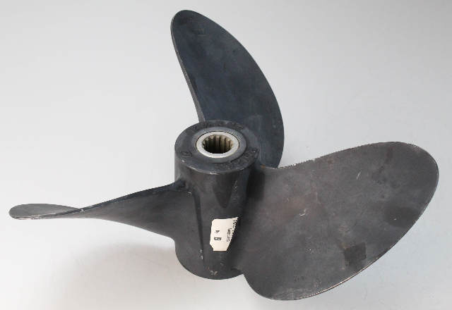 391863 Johnson Evinrude SRX 1976 & UP SST RH 14-1/4 x 27 Propeller 90-300 HP
