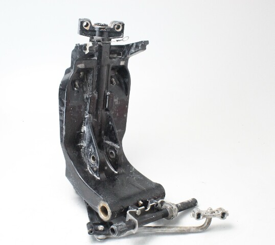 67706A35 8710A20 Mercury 1986-90 Swivel Bracket & Arm 135 150 175 200 HP V6