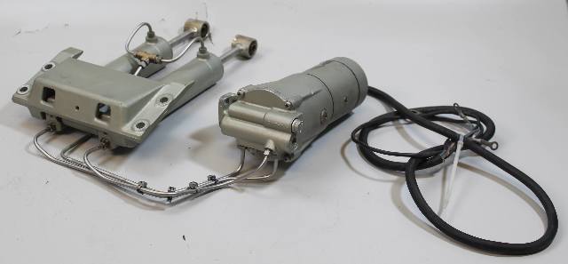 48600-95200-02M Suzuki 1984-1987 Power Trim 50 55 60 65 HP 2-Stroke NEEDS NEW MOTOR