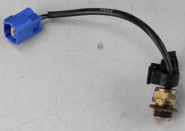 6CJ-85790-00-00 Yamaha 2006 & UP Thermostat Sensor 115 HP 4-Strk 4 Cyl 1 YR WTY