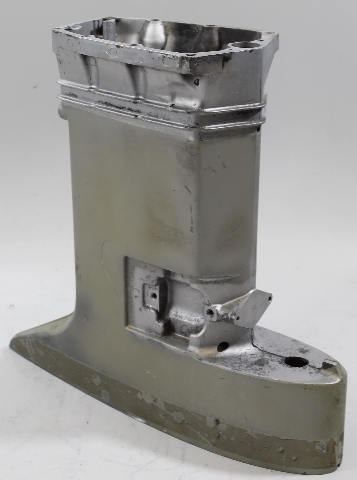 0320210 320210 Johnson Evinrude 1975-1977 Outer Exhaust Housing 70 75 HP 3 Cyl