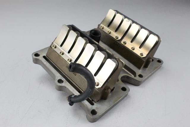 397336 5005279 Evinrude 2006 & UP Reed Valve & Plate Assembly 40 50 60 65 HP