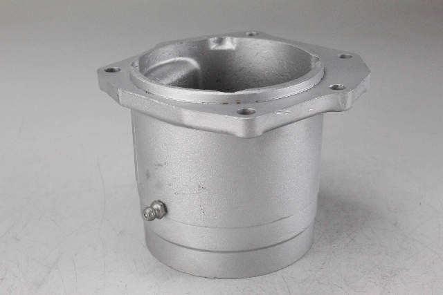 982439 OMC 1982-1985 Swivel Bearing Retainer & Bushing 3.8 4.3 5.0 5.7 8.2 L