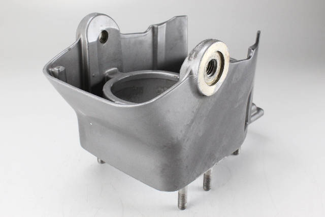 3857979 C# 3852270 Volvo Penta Pivot Housing 3.0 4.3 5.0 5.7 5.7 7.4 L