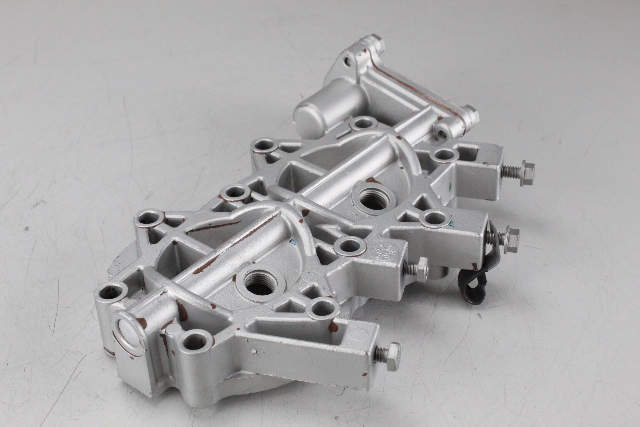 0318393 318393 3857090 Johnson Evinrude Cylinder Head Like New Condition
