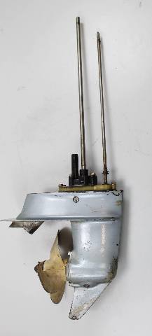 1980-90 Johnson Evinrude 15" Lower Unit 4.5 5.5 7.5 HP