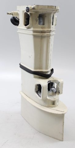 436133 C# 339564 Johnson Evinrude 1996-01 Exhaust Housing 25 35 HP 3 Cylinder