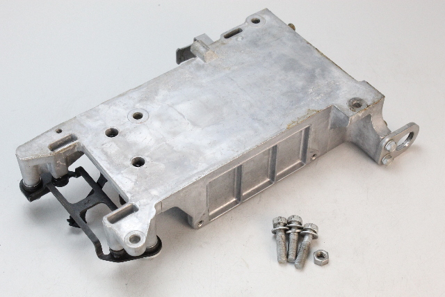 62Y-81822-01-94 Yamaha 1999-2004 Starter Bracket 40 50 60 HP 4 Cylinder 4 Stroke