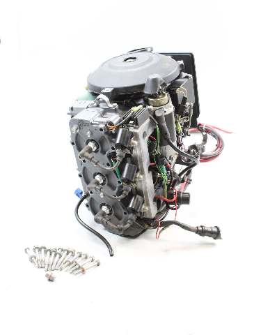50TLRD Yamaha 2005 Fully Dressed Powerhead 50 HP 3 Cylinder 2 Stroke