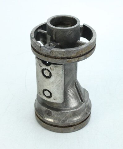 Johnson Evinrude 1991 - 2001 Bearing Carrier 75 80 90 100 105 115 120 125 + HP