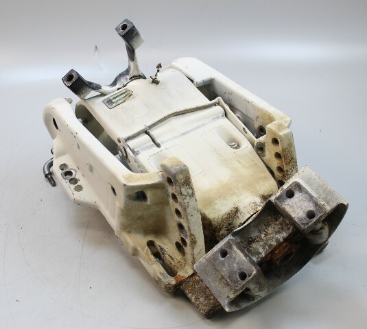 397743 Johnson Evinrude 1987-1988 Swivel Bracket Assembly 110 140 150 155 175 HP