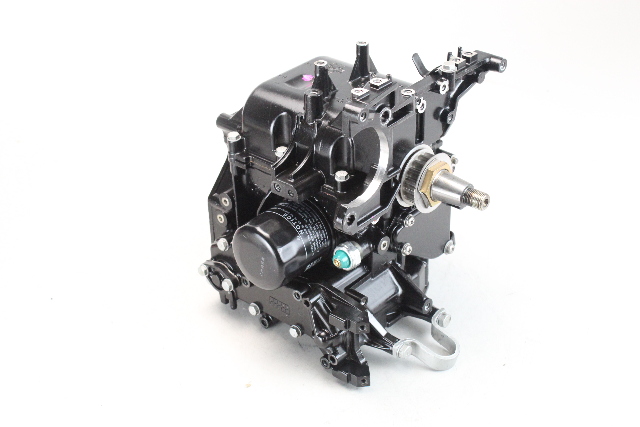 879147T59 Mercury 2006-2008 Powerhead Cylinder Block 15 20 25 HP