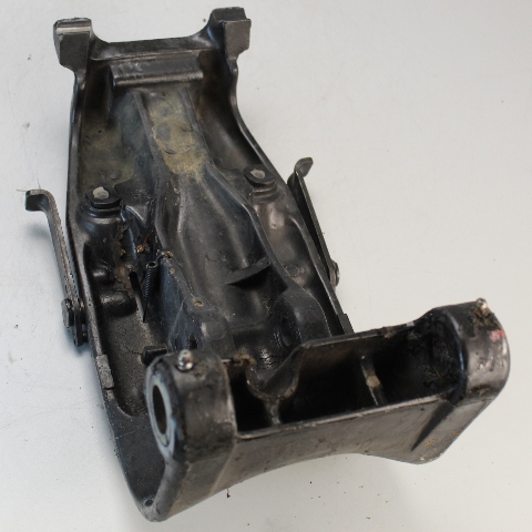 396962 Johnson Evinrude 1988-2001 Swivel Bracket 50 60 65 70 HP 2-Stroke