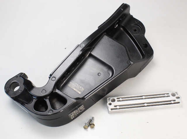 41121-90J21-YAY Suzuki 2020 Port Clamp Bracket DF 100 115 140 HP 4 Stroke OEM
