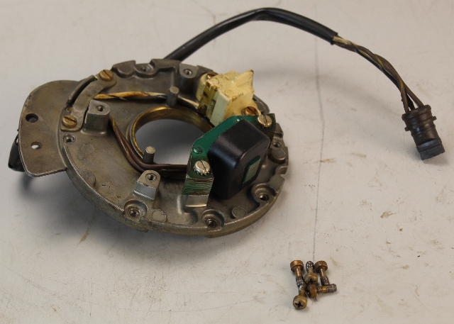 582690 Johnson Evinrude 1985 Charge Coil & Plate 6 8 9.9 15 20 25 30 HP 1 YR WTY