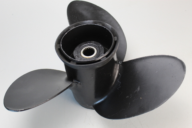 3850298 Volvo Penta 1994 & UP RH 15-1/2 X 13 Propeller 3.0 + L 6 MTH HUB WTY