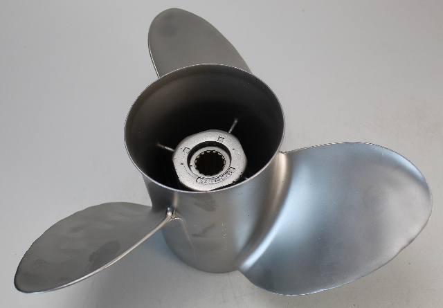 48-11074A40 Mercury Quicksilver RH 14 1/4 x 23 Propeller 90 + HP 6 MTH HUB WTY