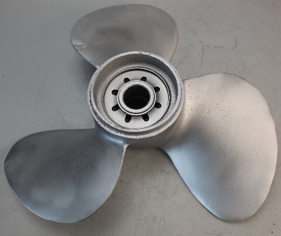 SMC491 SMC-419 Michigan Wheel RH 15 X 15 3 Blade 17 Splines Propeller 6 MTH WTY