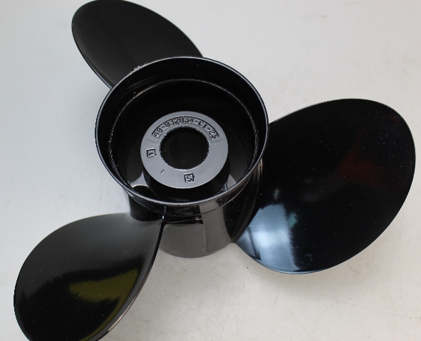 48-832834A45 Mercury 1978 & Newer RH 14 x 23 Propeller 90 115 135 + HP