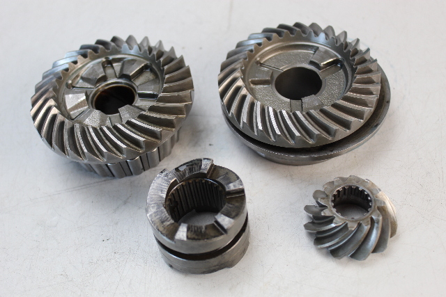 6K5-45551-00-00 6K5-45560-00-00 Yamaha 1984 & Up Complete Gear Set 60 70 HP
