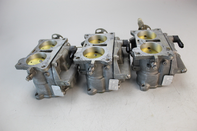 394739 394740 C# 330134 Johnson Evinrude 1983 Carburetor Set 2.6 L