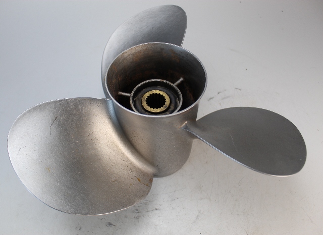 48-18617A6 Mercury 1988 & Newer 21 x 17-3/4 LH Propeller 2.8 + L 6 MTH HUB WTY