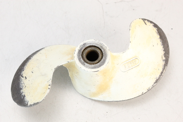 012005 Michigan Wheel 1964 & Newer 8 X 7-1/4 RH Propeller 6 8 9.5 9.9 10 12 14 HP