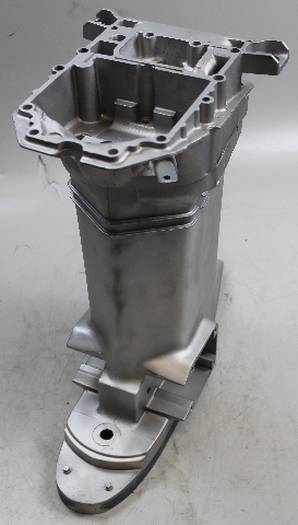 324059 323255 Johnson Evinrude 1978-1992 Exhaust Housing Plate & Tube 85 88 + HP