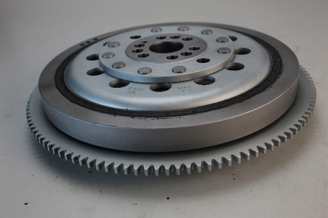 90891-40764-00 6AW-W8145-01-00 Yamaha 2009-2019 Flywheel 300 350 HP 117T CLEAN