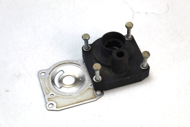 61N-44311-01-00 Yamaha 1993-1996 Water Pump Housing 25 30 HP