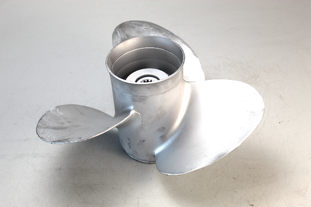 9411-138-13 Solas Rubex ALUM RH 13-3/4 x 13 Propeller 40 45 + HP 6 MTH HUB WTY