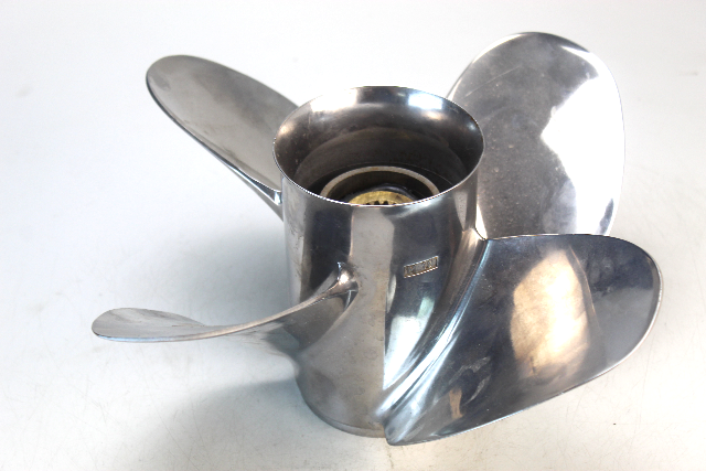 MAR-13418-XR-D0 Yamaha Turbo RH 13-1/4 x 18 Propeller 40+ HP 6 MTH HUB WTY
