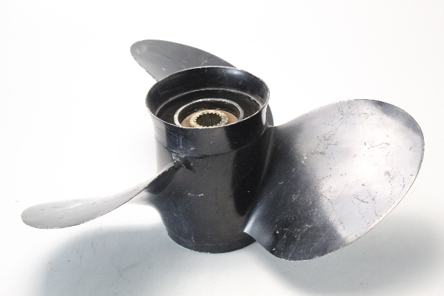 48-57264A1 Mercruiser Bravo II 19-1/4 x 23 RH Propeller 4.3 5.0+ L 6 MTH HUB WTY