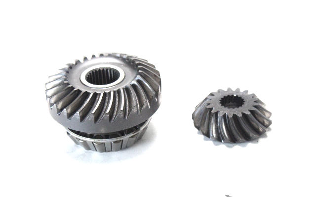 3850938 3852403-1 3852403-2 Volvo SX Lower Unit Gear Set 17/26 1.53:1 Ratio