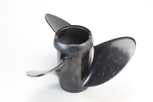 6 MTH HUB WTY 176422 Johnson Evinrude 1976-2005 RH 11-3/4 x 17 Propeller 15 + HP