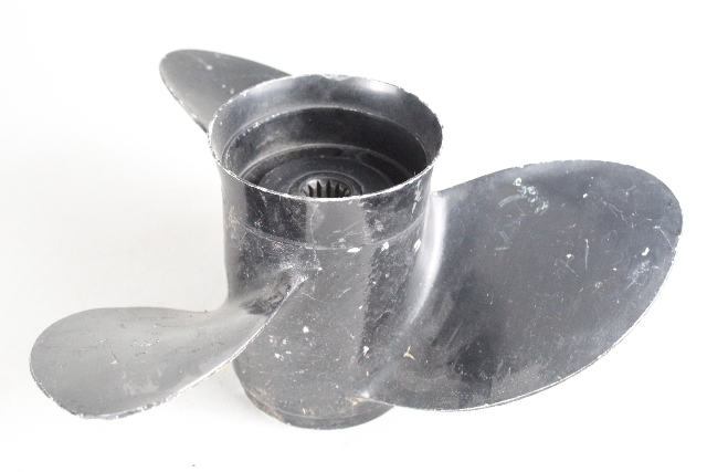011001 Michigan Wheel 1968 & UP RH 14 X 13 Propeller 40 48 50 + HP 6 MTH HUB WTY