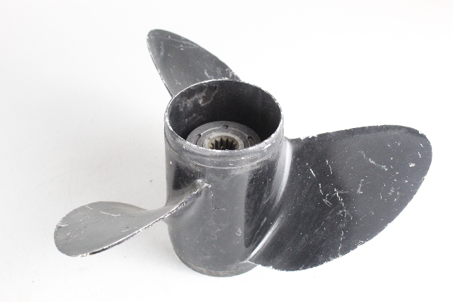 391199 Johnson Evinrude 1968 & UP RH 13-1/4 X 17 Propeller 50 + HP 6 MTH HUB WTY