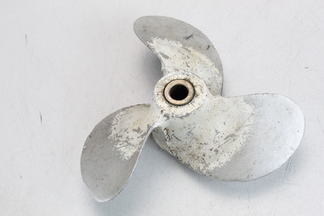383315 Johnson Evinrude 8-1/8 x 8 Right Hand Propeller 6 8 9.5 9.9 10 12 + HP