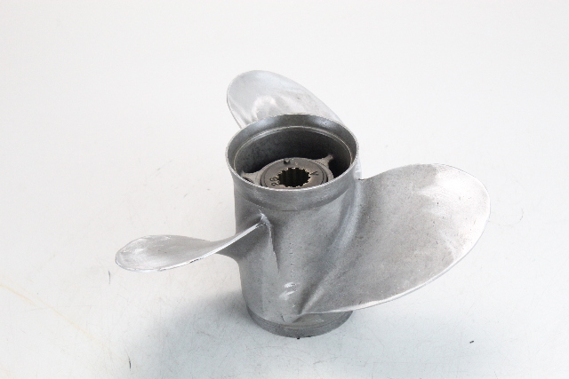 48-73134A40 Mercury 1977 & UP ALUM RH 10-5/8 x 12 Propeller 25 30 35 40 45 + HP