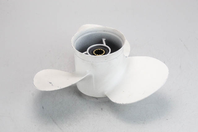 68U-45941-00-00 Yamaha RH 12-1/4 x 9 Propeller 25 30 40 48 50 + HP 6 MTH HUB WTY