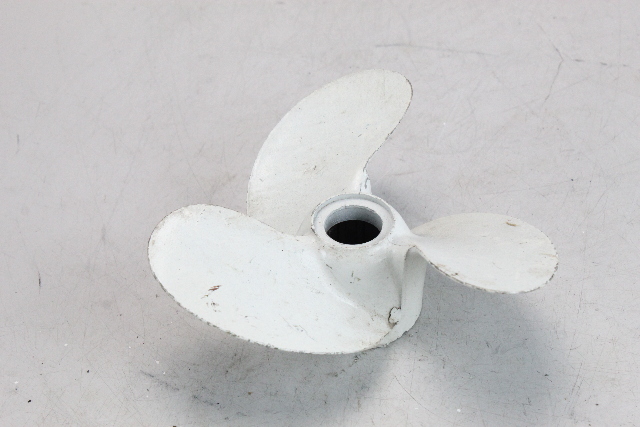 314806 Johnson Evinrude RH 6-1/4 x 5-1/2 4 HP 1969-1970 Propeller