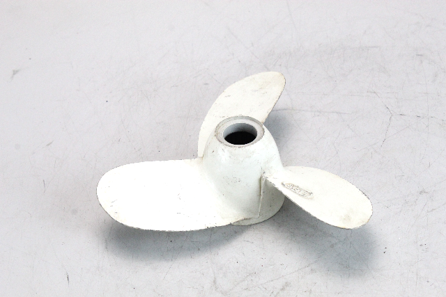 312286 Johnson Evinrude  RH 8 x 5-1/2 1968 Propeller 3 HP
