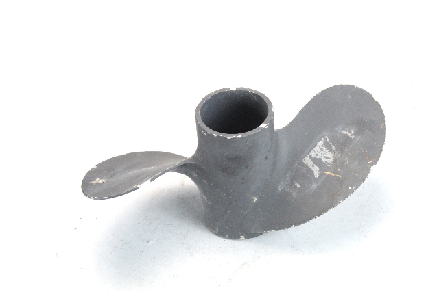 032019 Mercury 9 X 10 RH 1968-1985 Propeller 4.0 7.5 7.5 9.8 HP 6 MTH HUB WTY