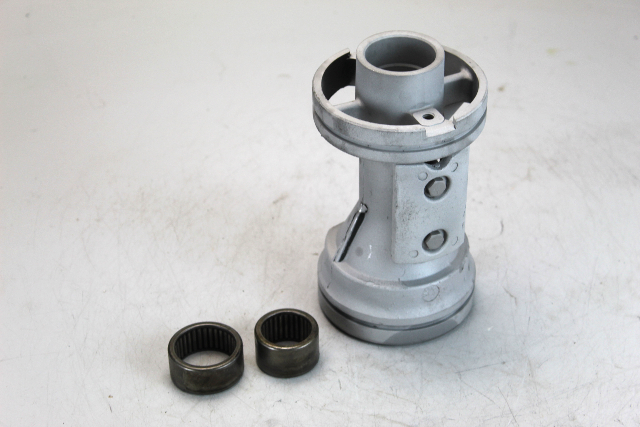 435096 5004257 OMC Johnson Evinrude 1991-2001 Bearing Carrier 75 80 90 100 + HP