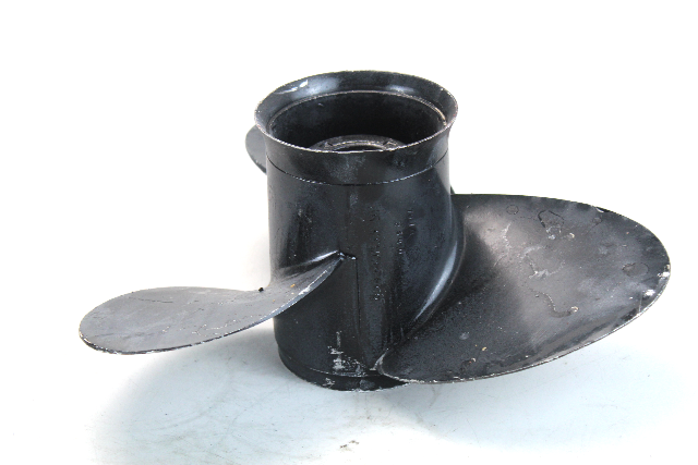 48-854340A33 Mercury 1961 & UP ALUM RH 14 x 9 Propeller 40 50 + HP 6 MTH HUB WTY
