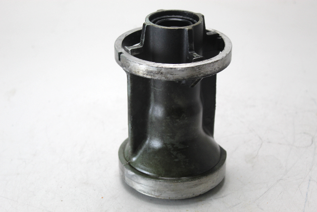 6J9-45332-00-94 6J9-45332-00-CA Yamaha 1986 & UP Bearing Carrier 150 175 200 HP